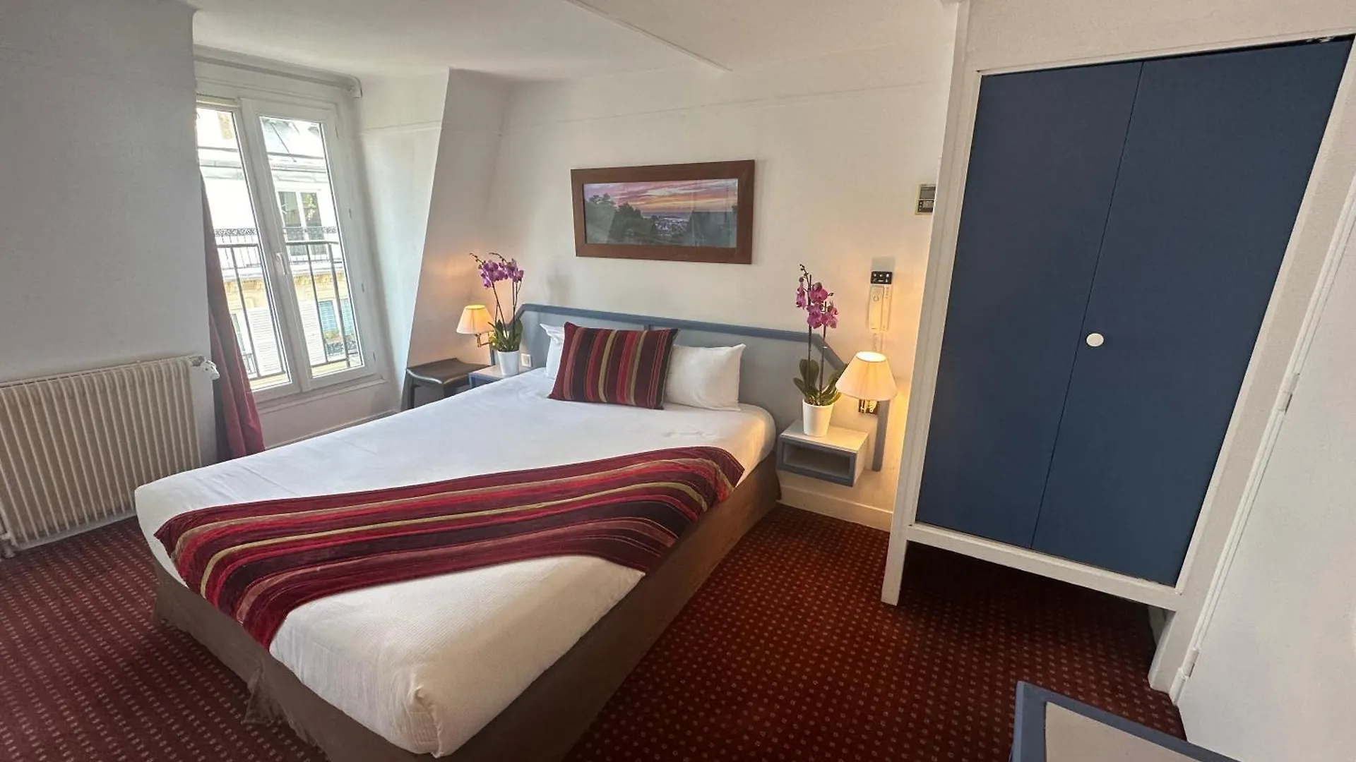 Opera Deauville Paris 3*,