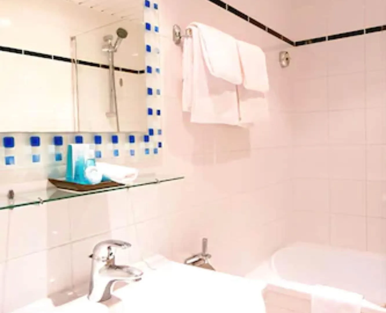 Hotel Opera Deauville Paris 3*,