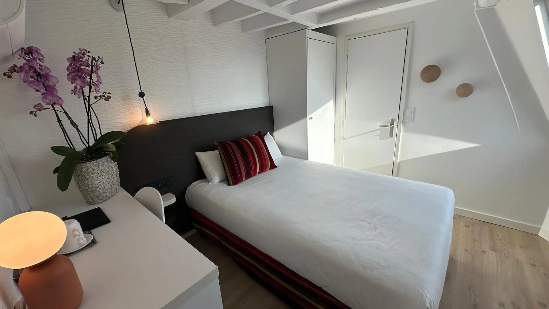 Hotel Opera Deauville Paris 3*,  France